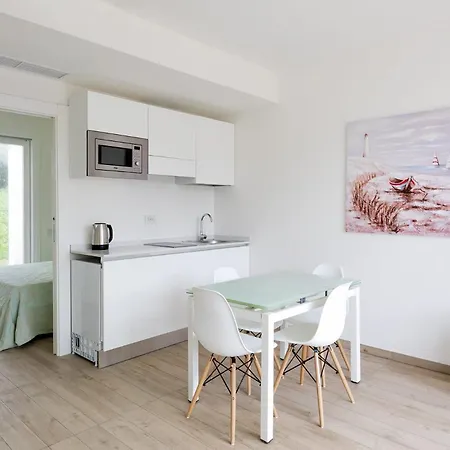 Stunning Capofalcone Charming B4 Sleeps4 Apartment *